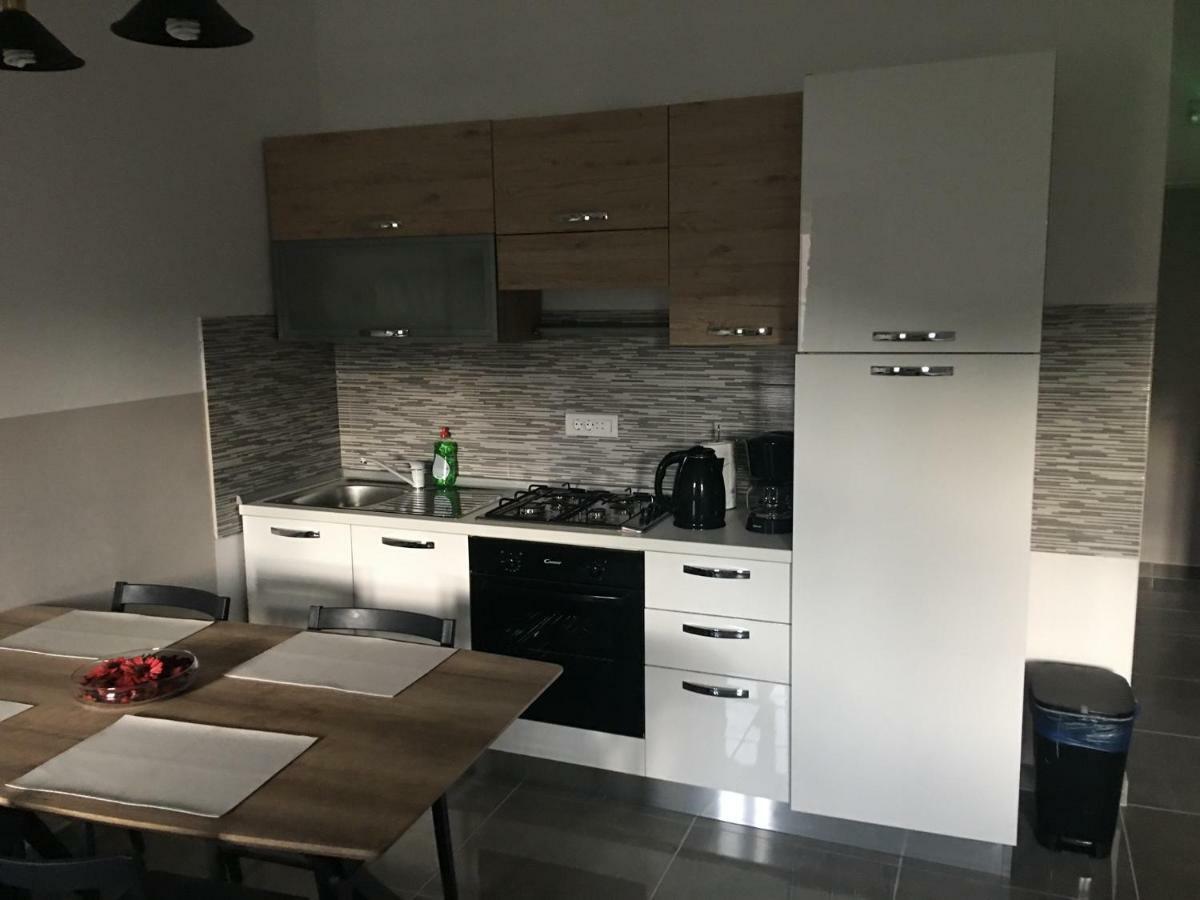 Studio Apartman Dado Daire Bale Dış mekan fotoğraf